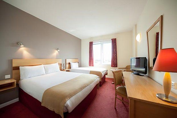Leonardo Hotel Plymouth Rom bilde